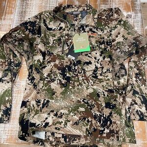 Sitka brand new with tags Acsent shirt size XL